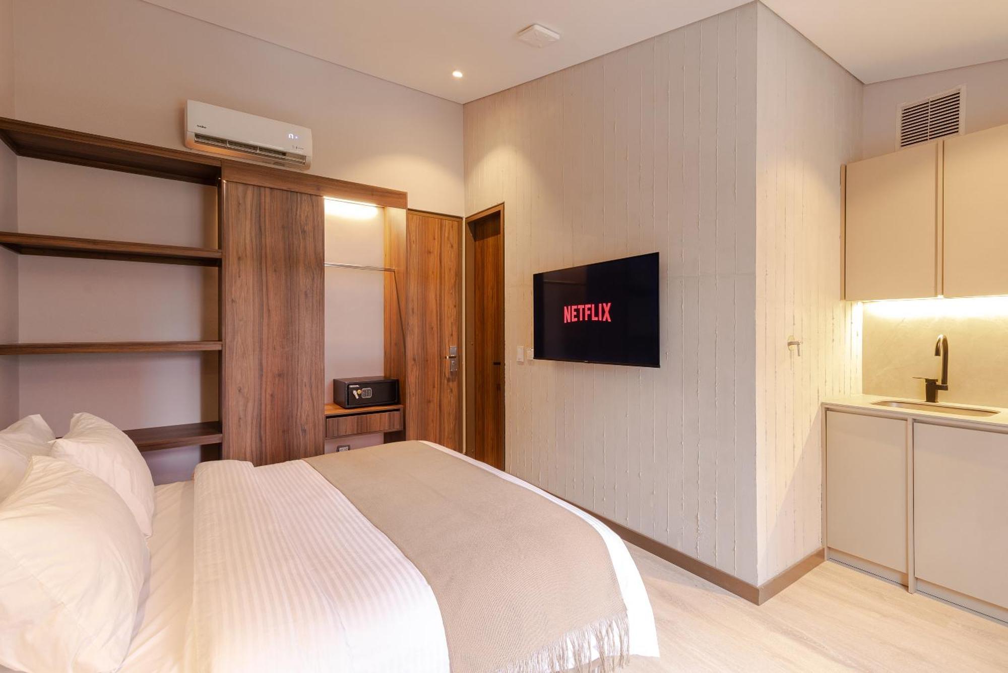 Hotel Lincoln Medellín Zewnętrze zdjęcie