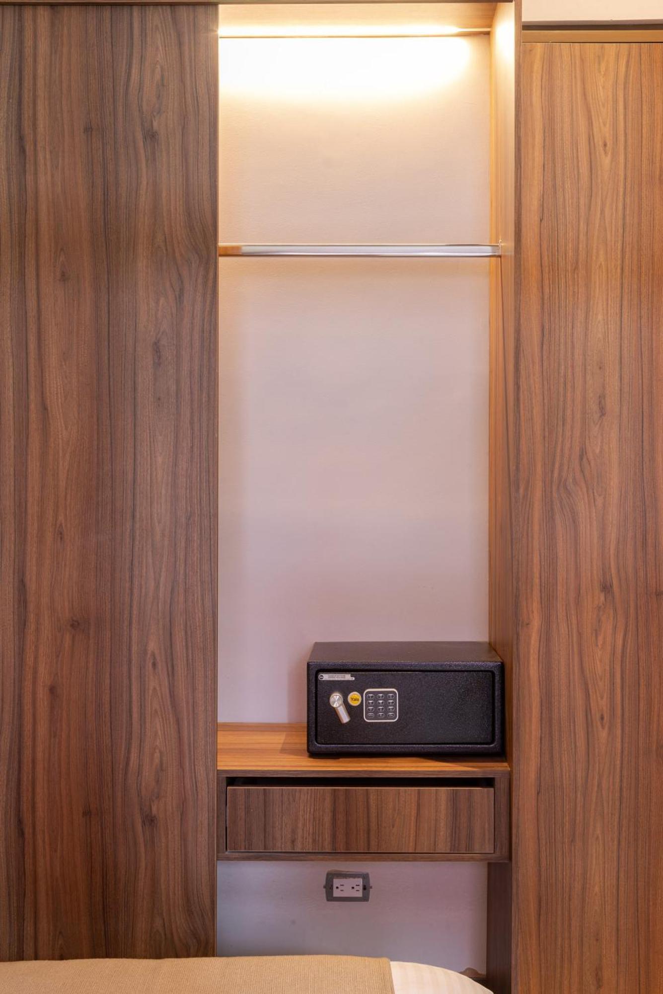 Hotel Lincoln Medellín Zewnętrze zdjęcie