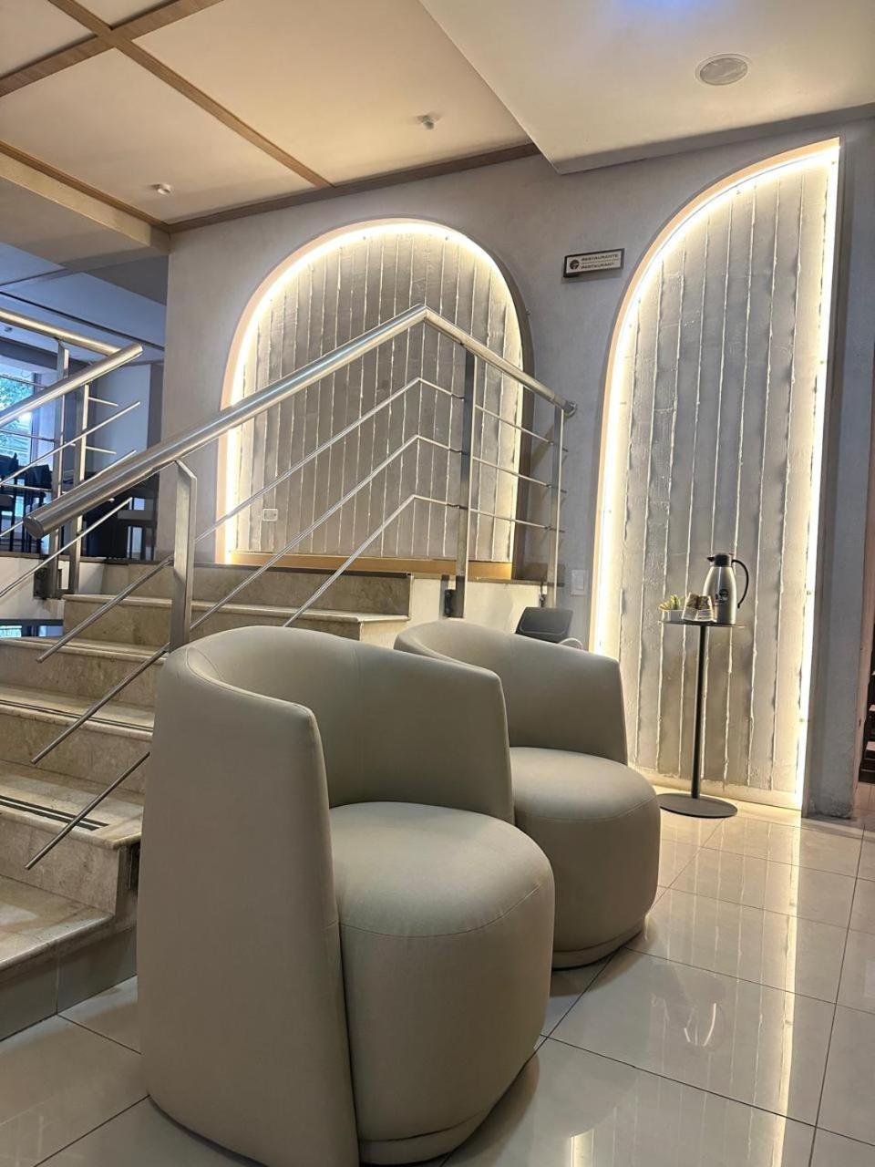 Hotel Lincoln Medellín Zewnętrze zdjęcie