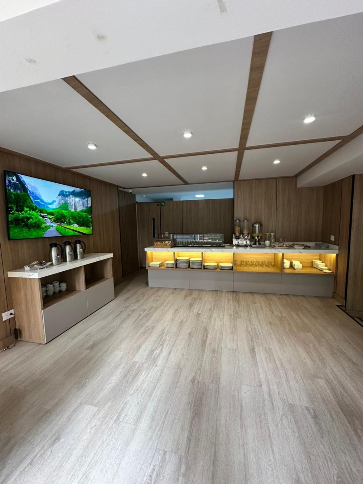 Hotel Lincoln Medellín Zewnętrze zdjęcie