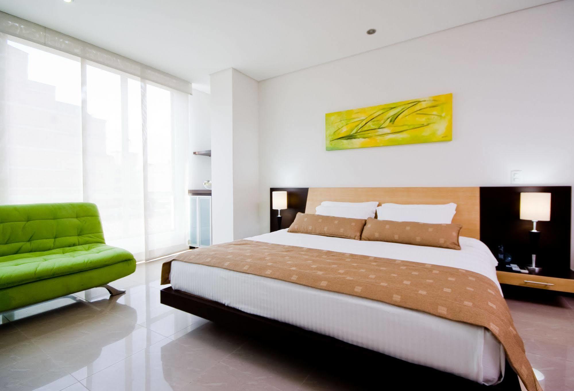 Hotel Lincoln Medellín Zewnętrze zdjęcie